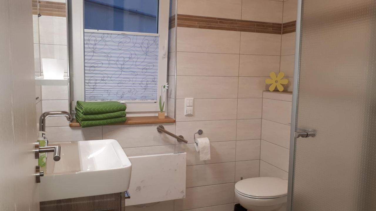 Ferienhaeuser May Weigenheim Buitenkant foto